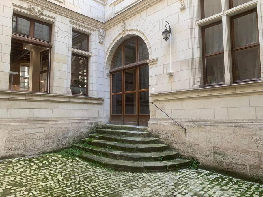 Hotel Robin Quantin In The Heart Of Old 图尔 外观 照片